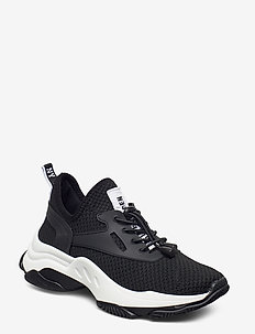 steve madden popular shoes