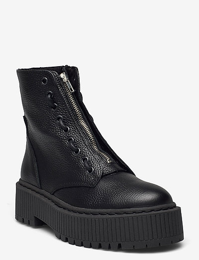 steve madden flat boots