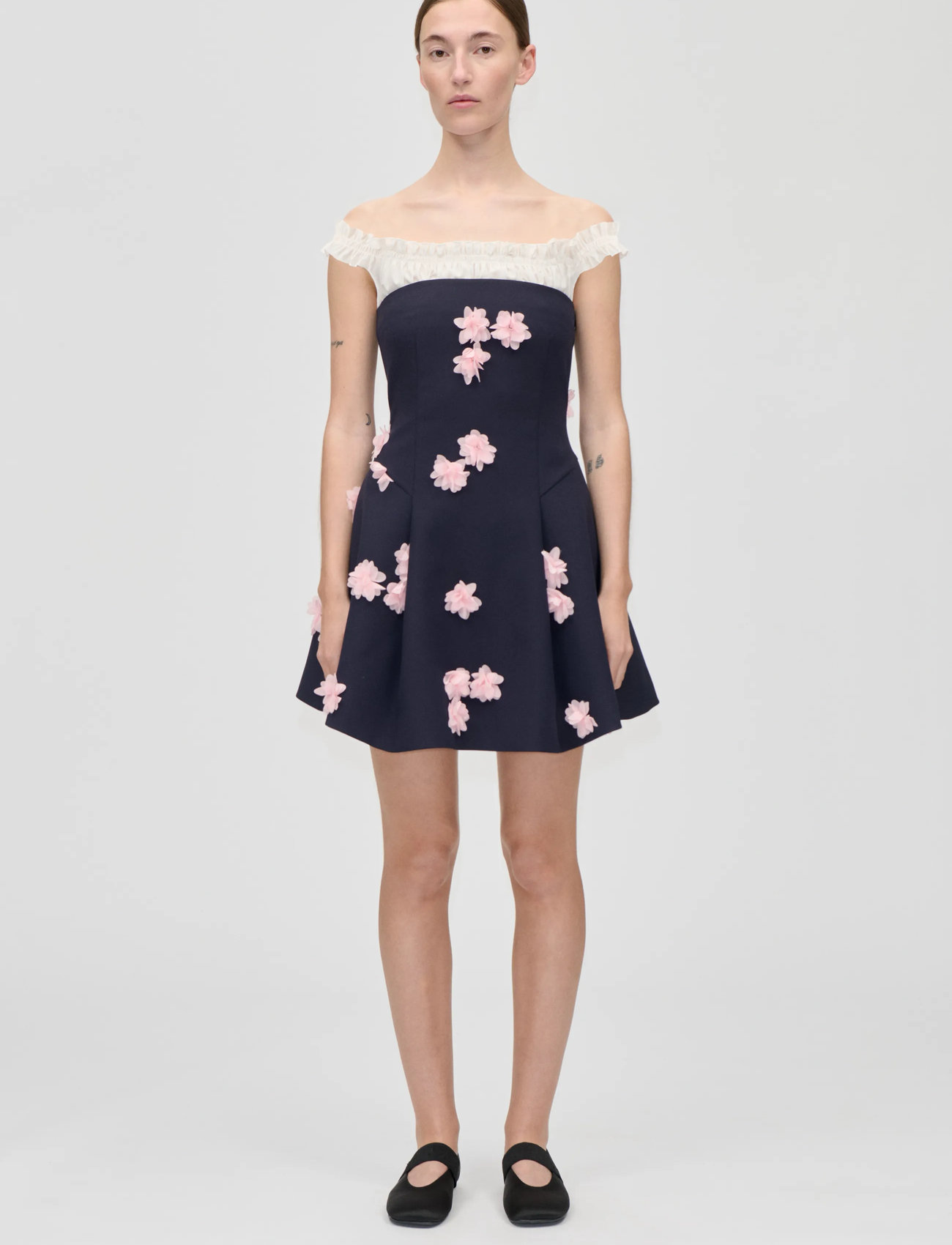 STINE GOYA Double Sided Crepe, Off Shoulders Short Dress 1