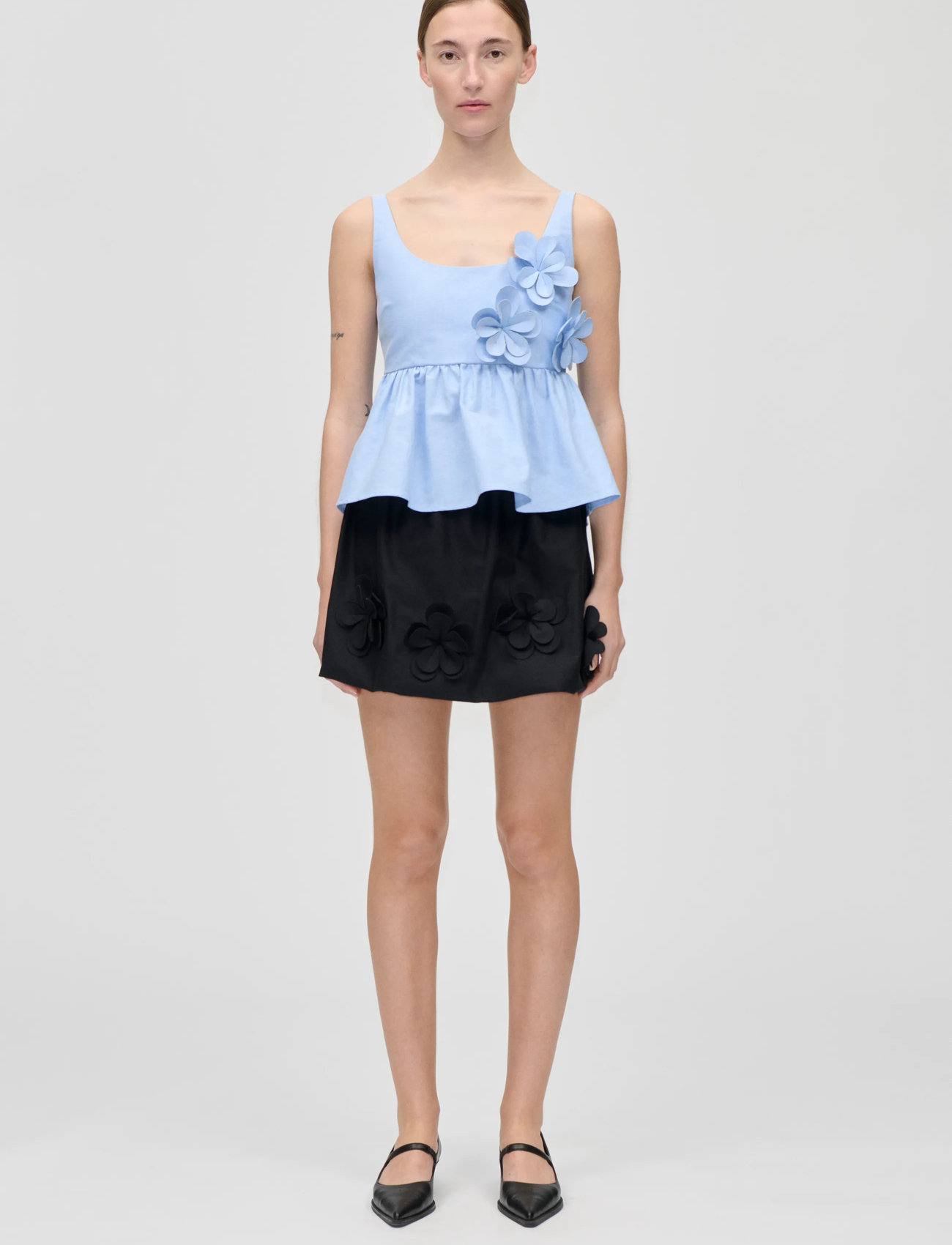 STINE GOYA Floral Shirting, Floral Mini Skirt, XL, Black, Nederdele > Korte Nederdele, Dame