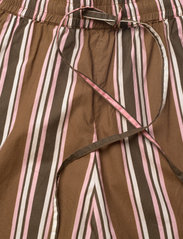 STINE GOYA - Sada Pyjama, 1321 Pyjama - nattøj & hyggetøj - pink stripes - 7
