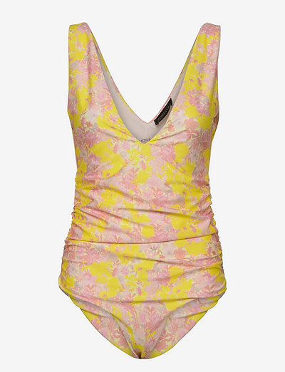 Aster, 1465 Swimwear - stine goya pre fall 2022 - wallpaper floral blush
