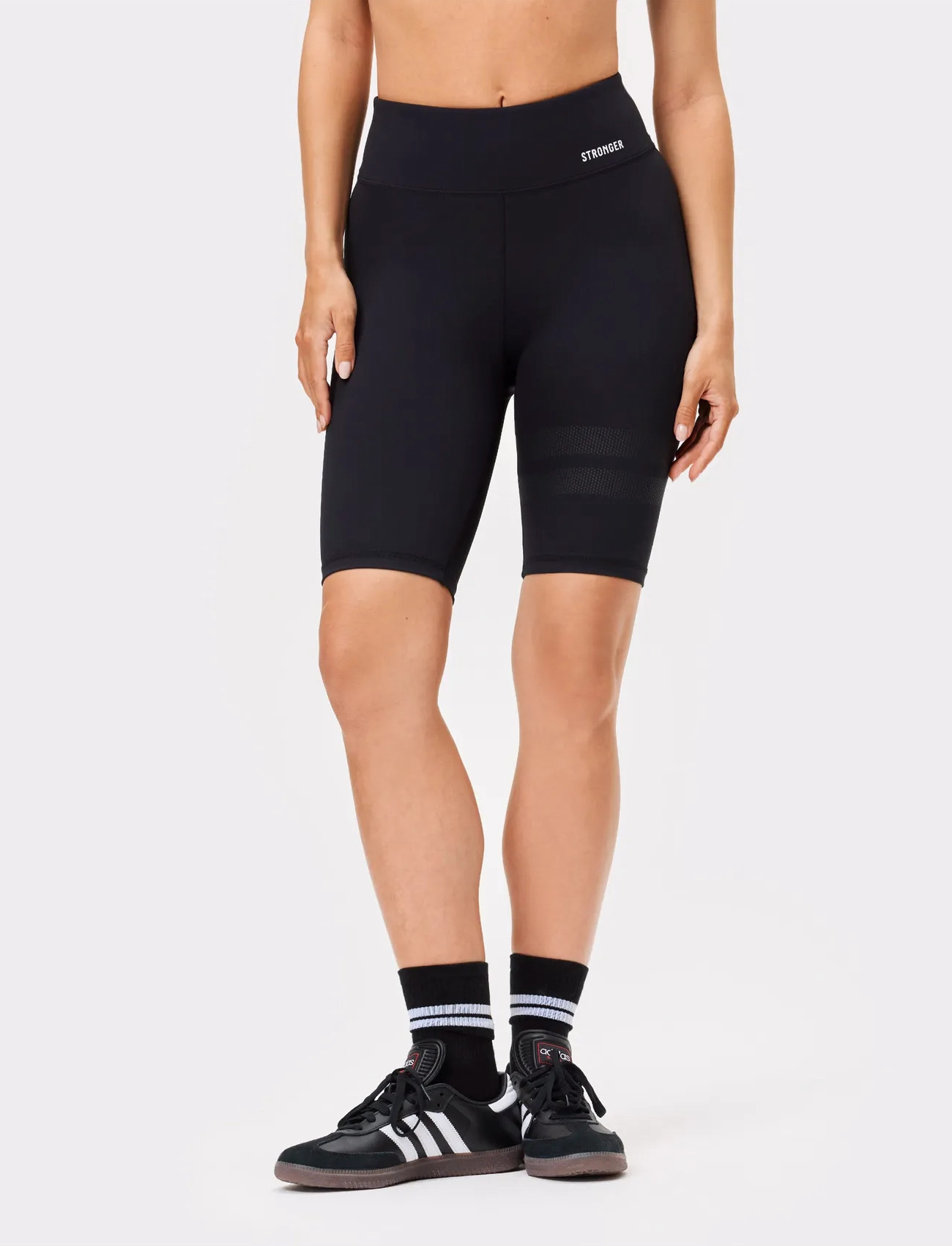STRONGER Signature Bike Shorts, S, Black, Sport Shorts > Sport Cycling Shorts, Dame