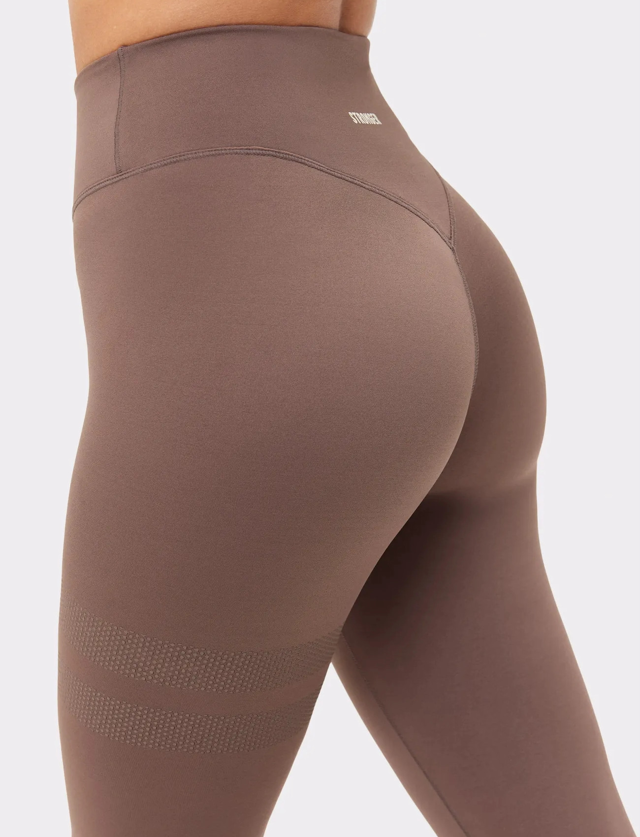 STRONGER The Signature One Contour Leggings, S, Brown, Sport Tights > Sport Seamless Tights, Dame
