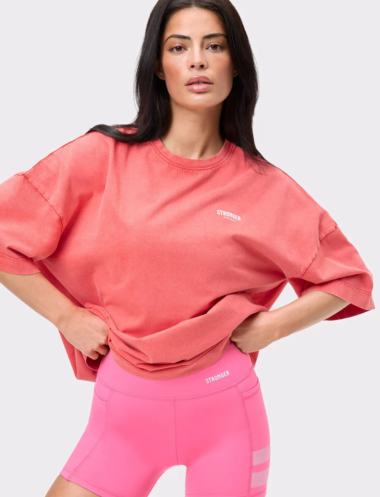 STRONGER Oversized Crew T-Shirt, XS, Red, Sports Overdele & T-shirts > Sport T-shirts, Dame