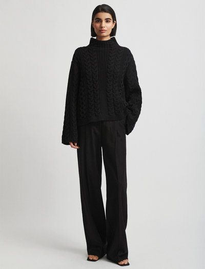 APRIL CABLE SWEATER - džemperi ar augstu apkakli - black