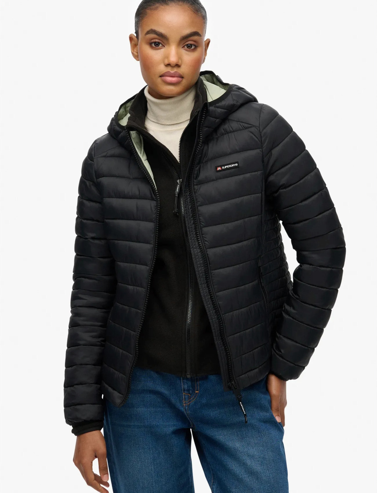 Superdry Sport Hooded Fuji Lite Padded Jacket, M, Black, Jakker > Vatteret Jakke, Dame