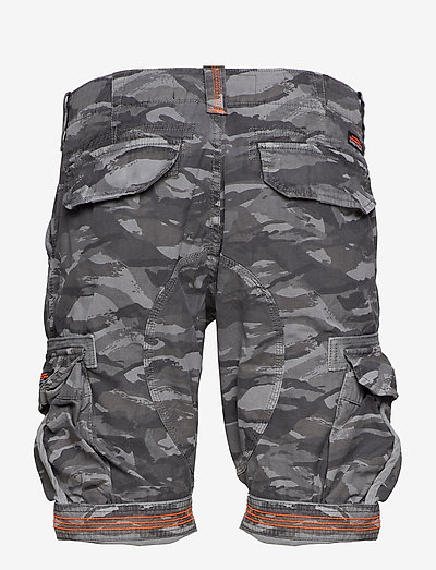 superdry core cargo lite shorts ice camo