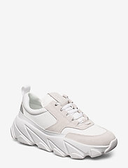 svea fire sneaker boots