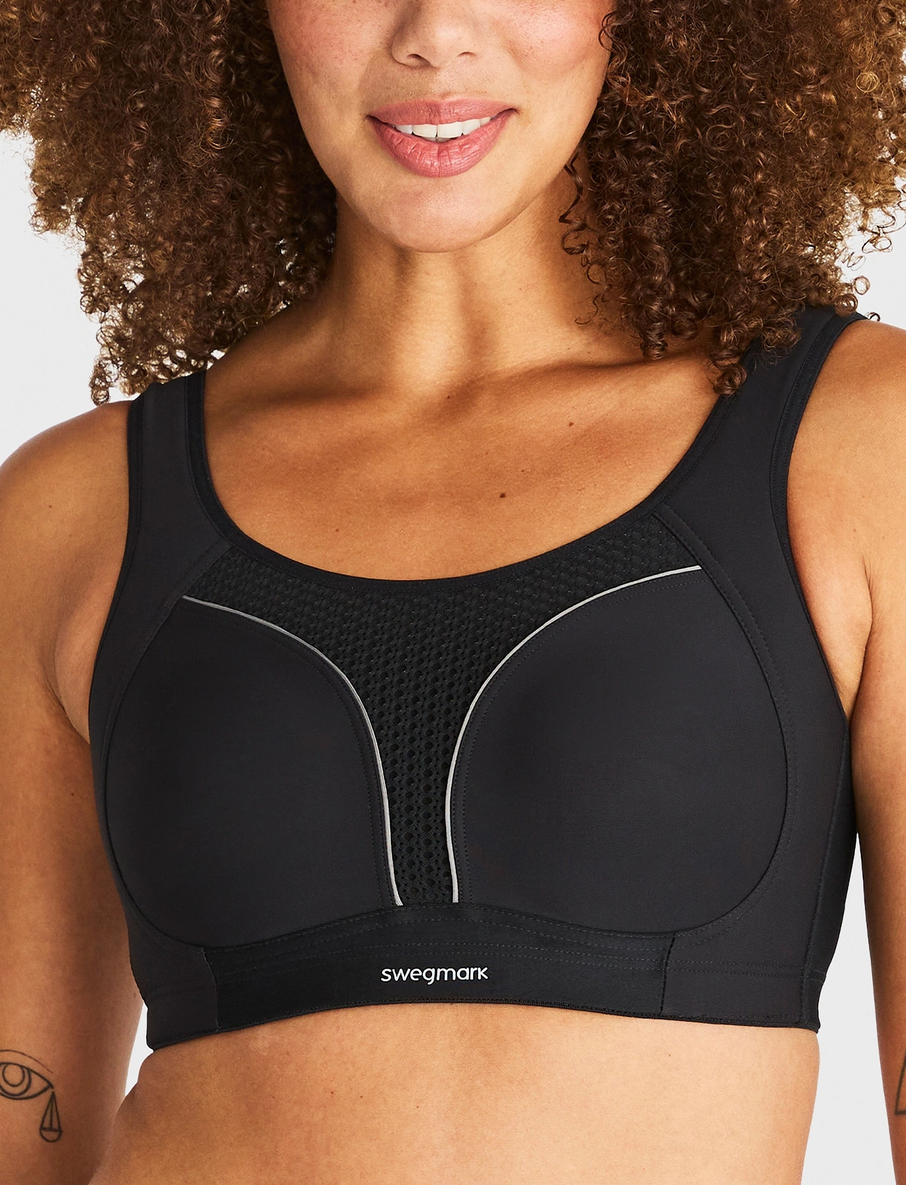 Swegmark Dynamic Intense Sport Bra Moulded Cups, F x 85, Black, Sport Clothing > Sport Bras - All, Dame