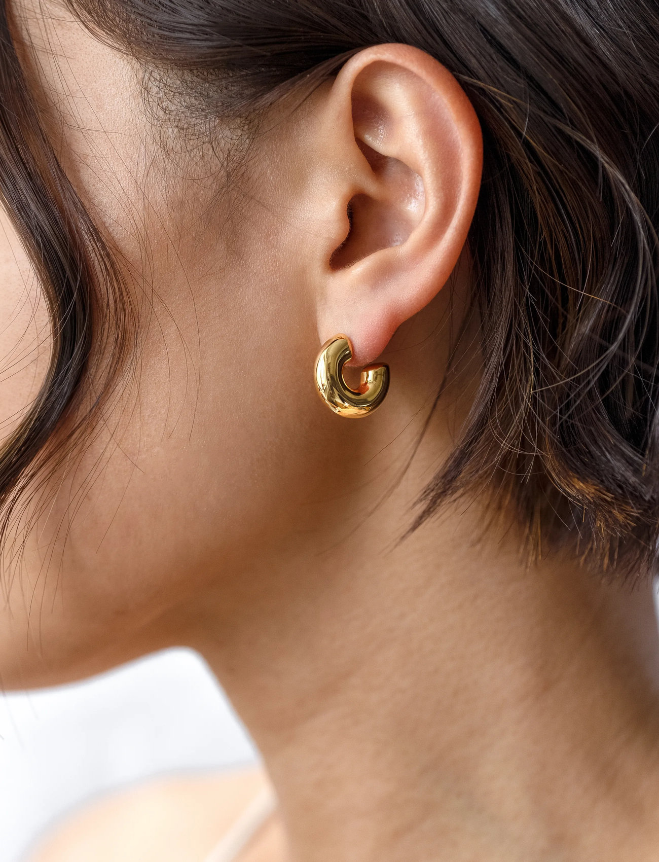 Syster P Bolded Little Sis Hoops Gold, One Size, Gold, Øreringe > Creoler, Dame