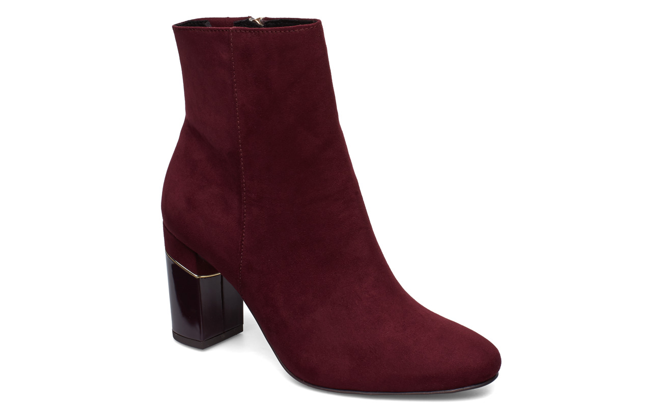 merlot boots