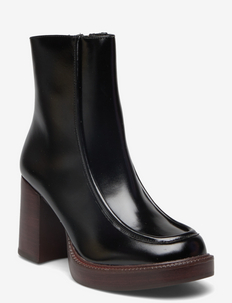 Boots - heeled ankle boots - black