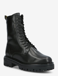 flat boots online