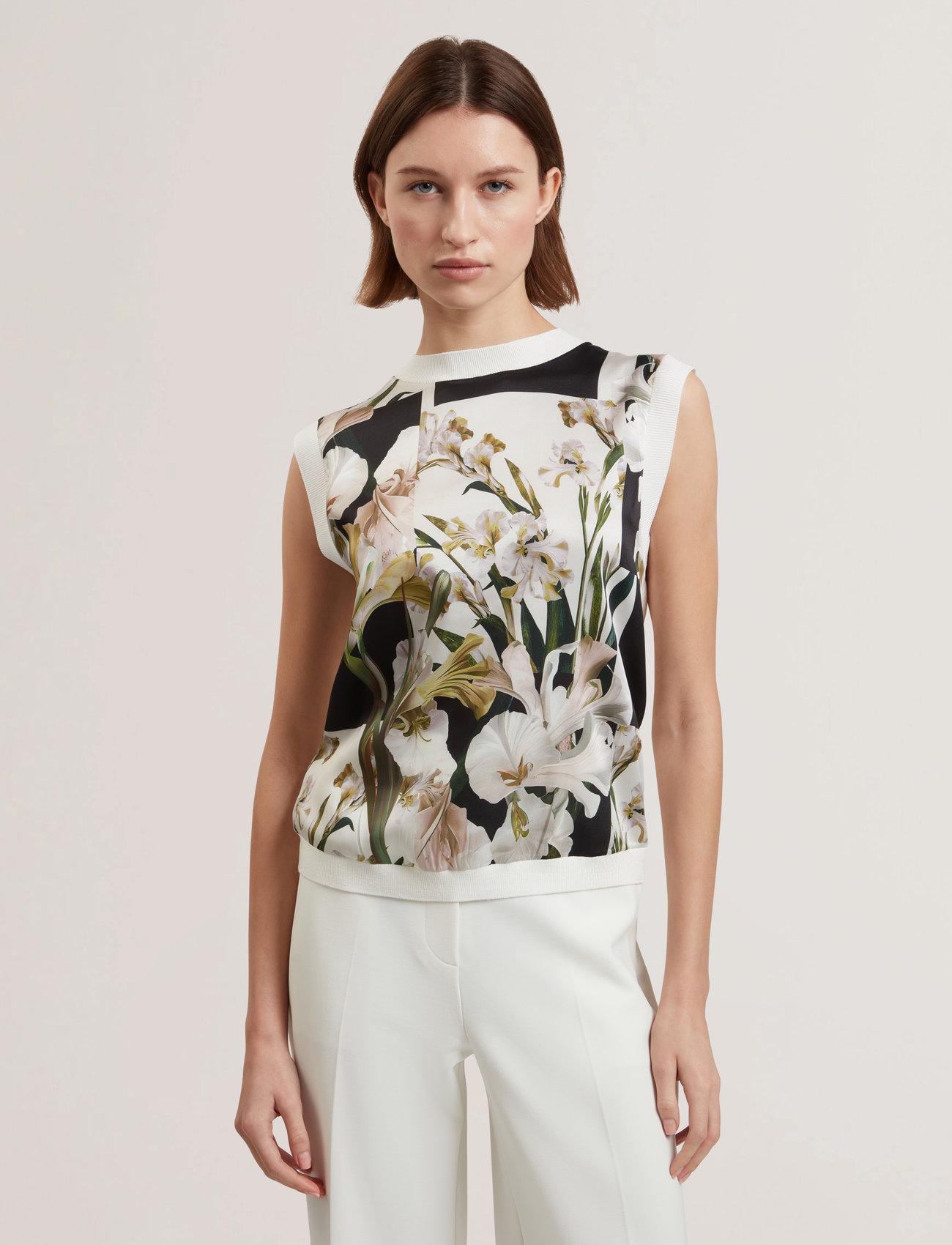 Ted Baker London Liilea, 34, Cream, T-Shirts & Toppe > Uden Ærmer, Dame