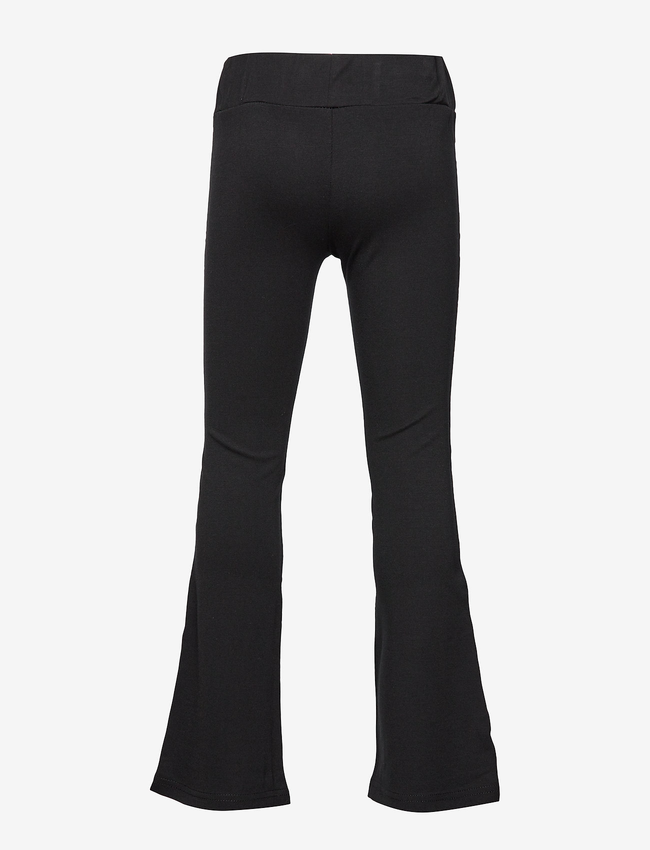 black yoga pants