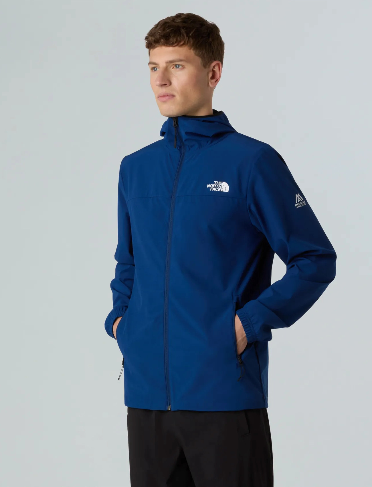 The North Face M Mountain Athletics Hooded Wind Jacket, S, Navy, Sport Jackets > Sport Outdoor Jackets, Herre