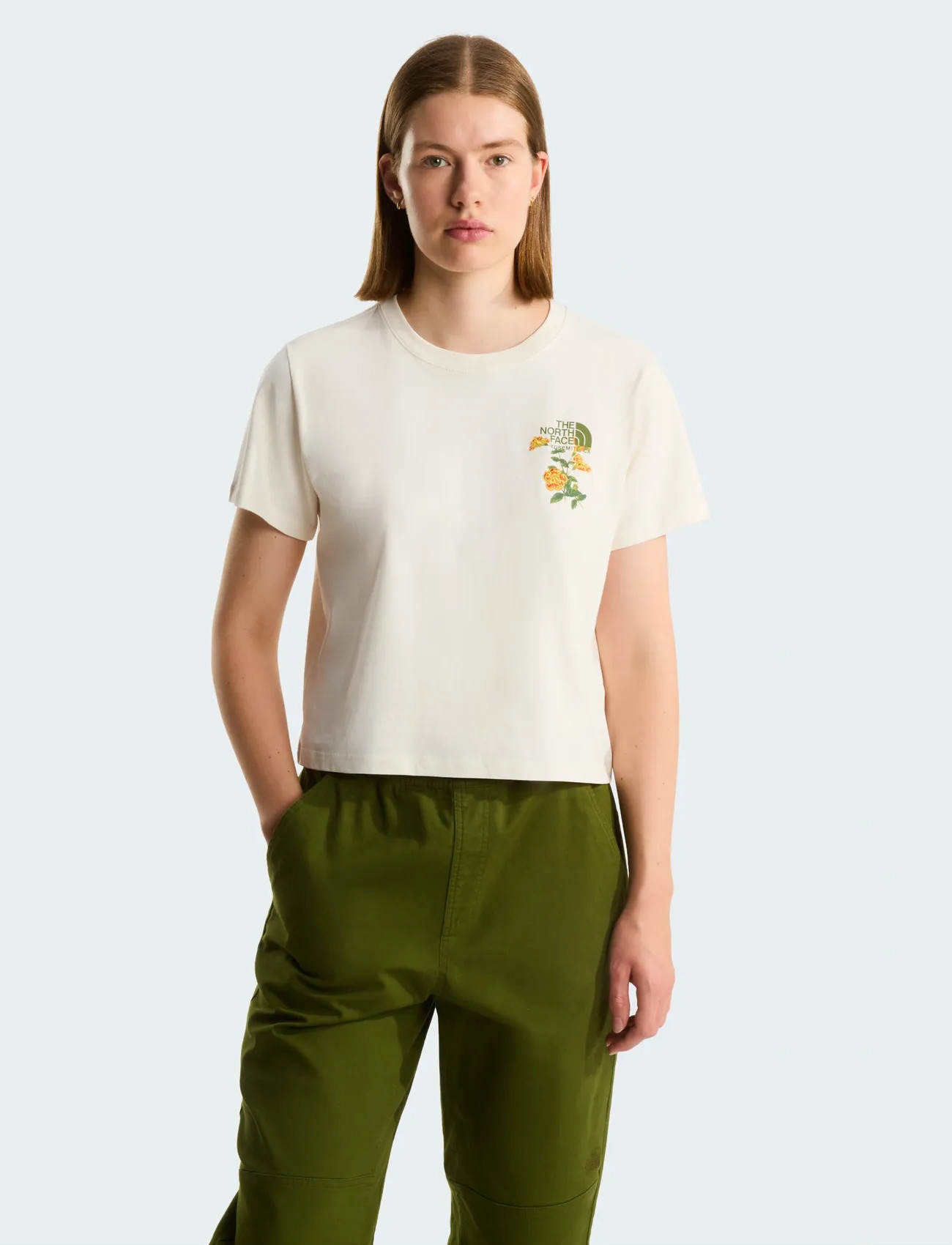 The North Face W Flora Embro Regular Short Sleeve Tee-G, XL, Cream, Sports Overdele & T-shirts > Sport T-shirts, Dame