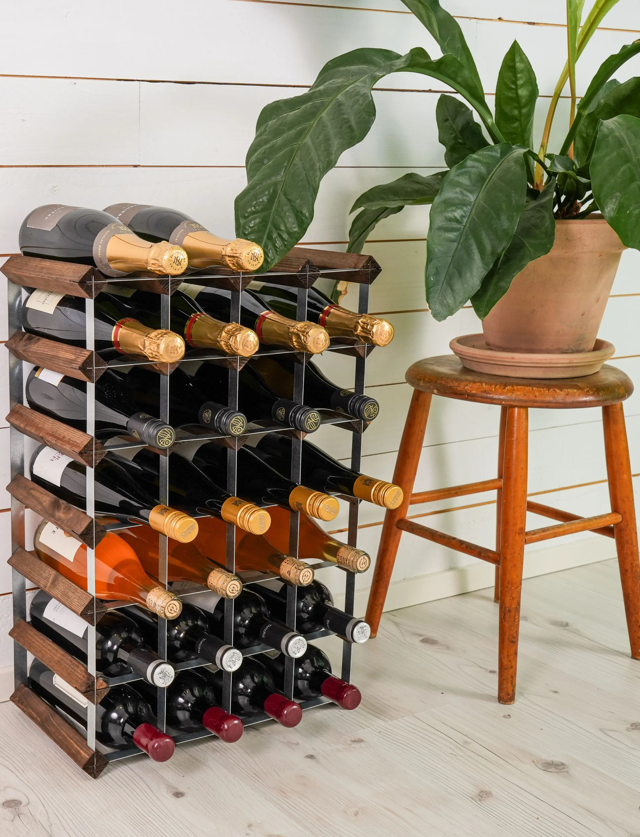 The Swedish Wine Rack Factory 30 Bottle Self Assembly Kit Dark Wood, One Size, Multi/patterned, Møbler > Hylder, Unisex