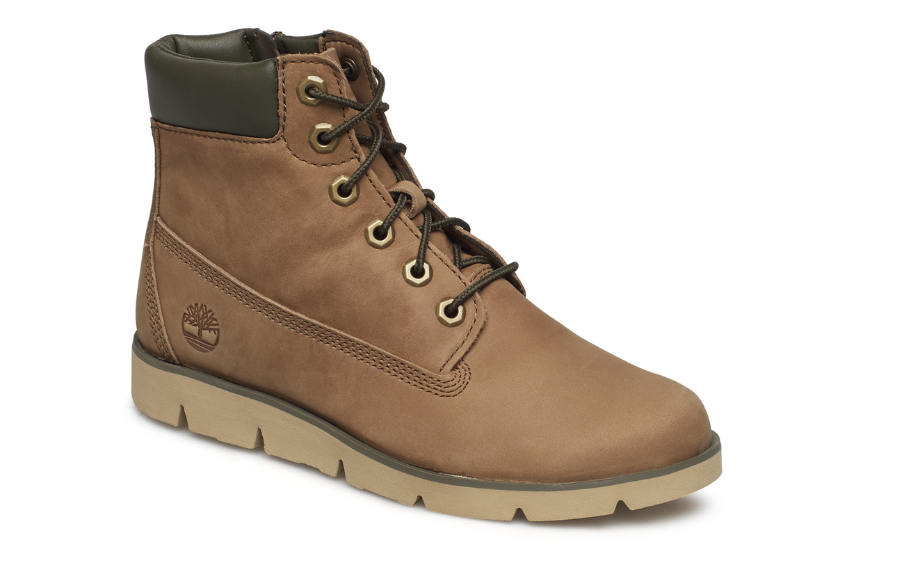 medium brown nubuck