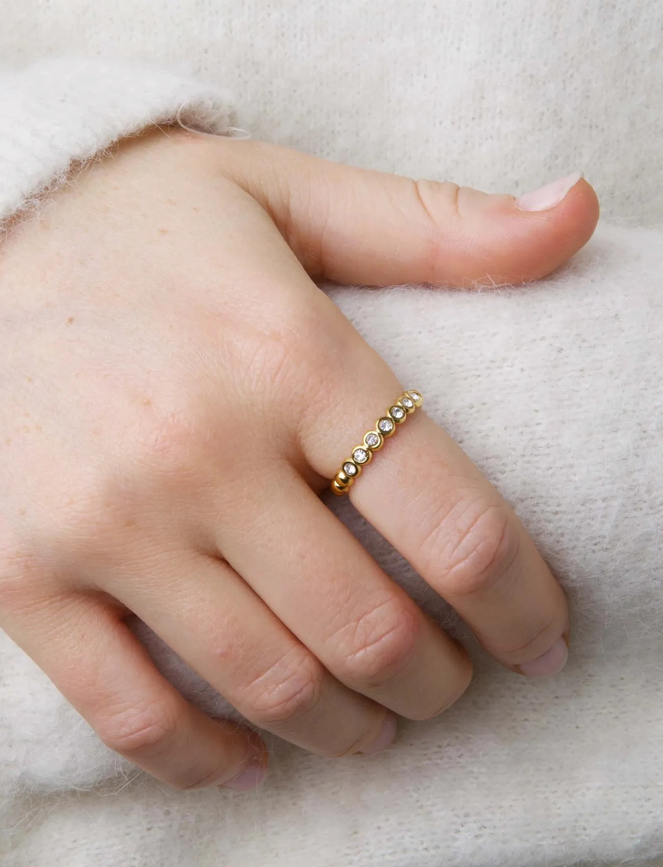 Timi of Sweden Pernilla - Crystal Ring Stainless Steel, 53, Gold, Smykker > Ringe, Dame