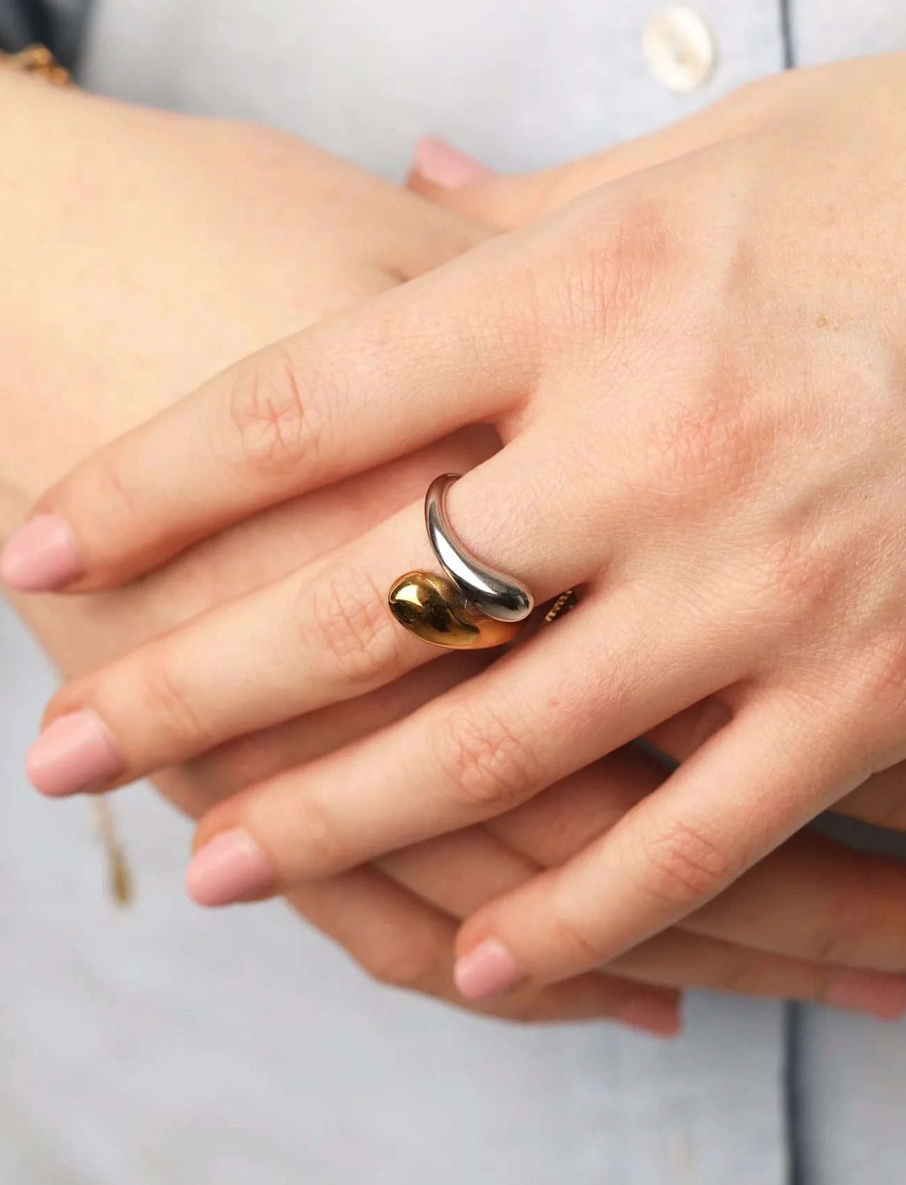 Timi of Sweden Ava - Mixed Metal Ring Stainless Steel, 53, Silver, Smykker > Ringe, Dame