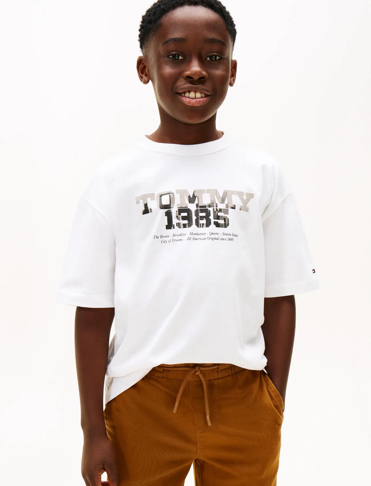 Tommy Hilfiger Tommy 1985 Graphic Print Tee Ss, 128, White, T-Shirts > Kortærmede, Børn