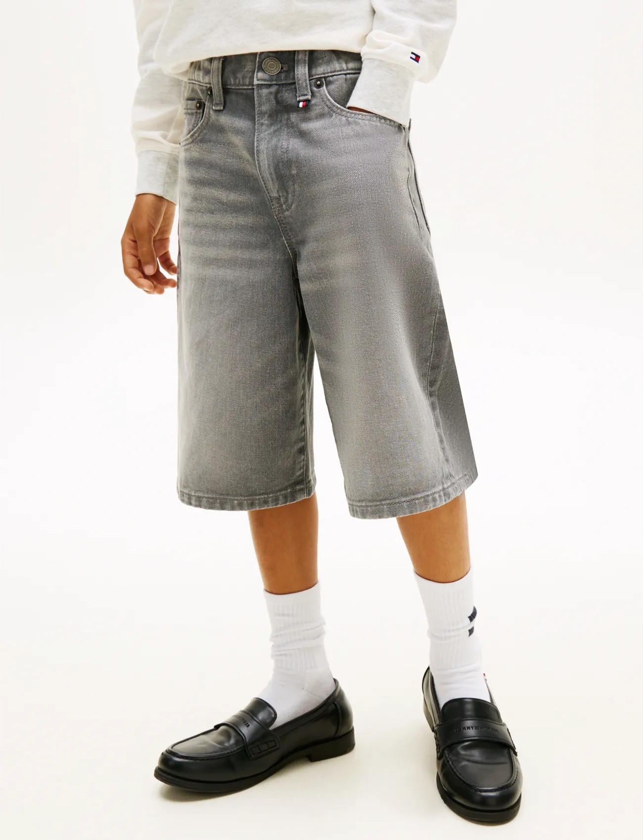 Tommy Hilfiger Baggy Grey Denim Shorts, 122, Grey, Shorts > Denim Shorts, Herre