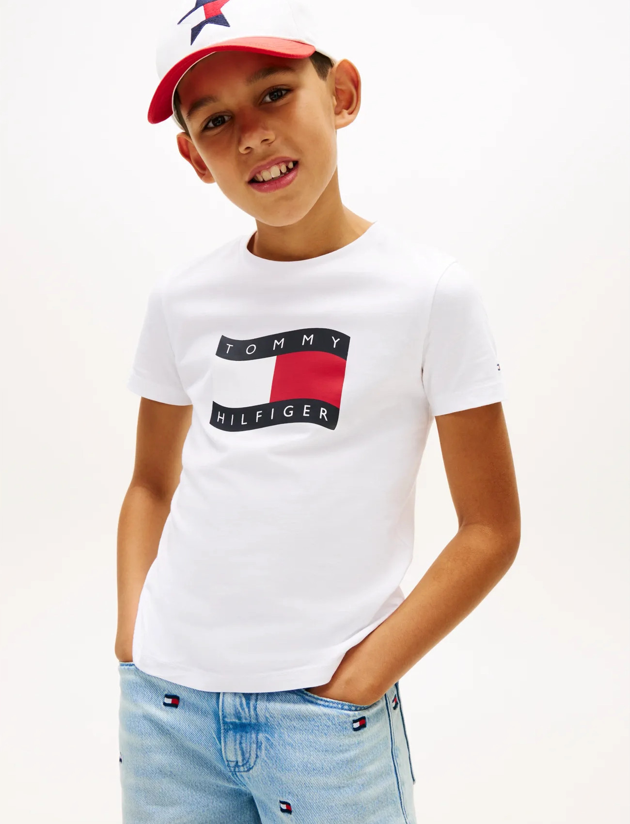 Tommy Hilfiger Wavy Flag T-Shirt, 152, White, T-Shirts > Kortærmede, Børn