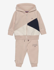 Tommy Hilfiger - BABY COLORBLOCK GIFT SET - tracksuits - smooth stone - 0
