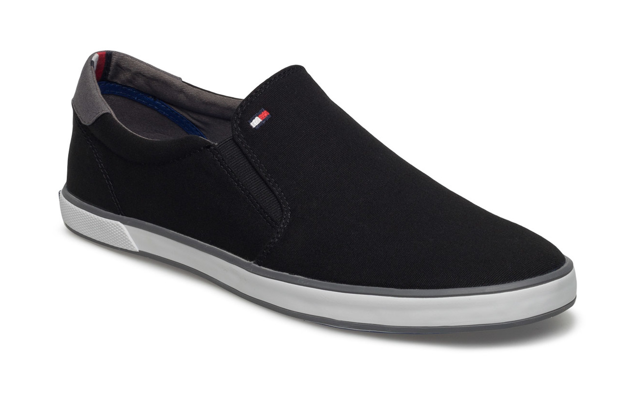 tommy hilfiger iconic slip on sneaker