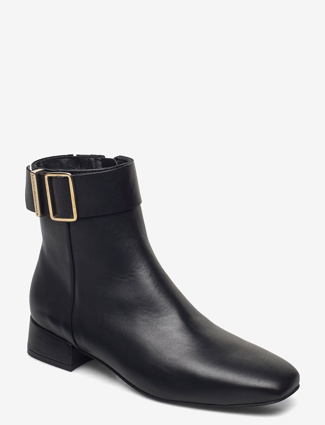 black mid heel boot