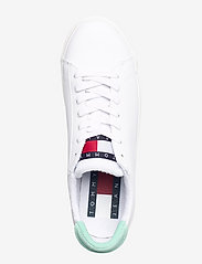 Tommy Hilfiger - WMN LEATHER LOW CUT VULC - low top sneakers - clear lagoon - 3