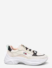 Tommy Hilfiger - TOMMY JEANS LIGHTWEIGHT SHOE - low top sneakers - sugarcane - 1