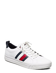 tommy hilfiger flag detail leather sneaker in white