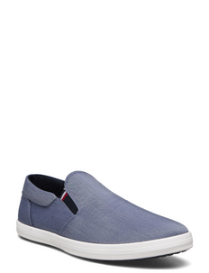 tommy slip on