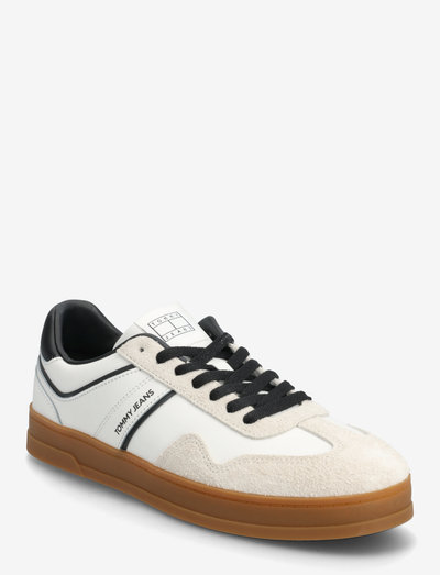 THE GREENWICH LEATHER