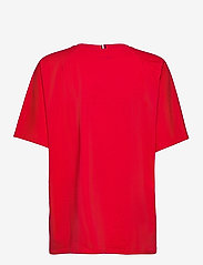 Tommy Sport - RELAXED C-NK GRAPHIC TEE SS - primary red - 1