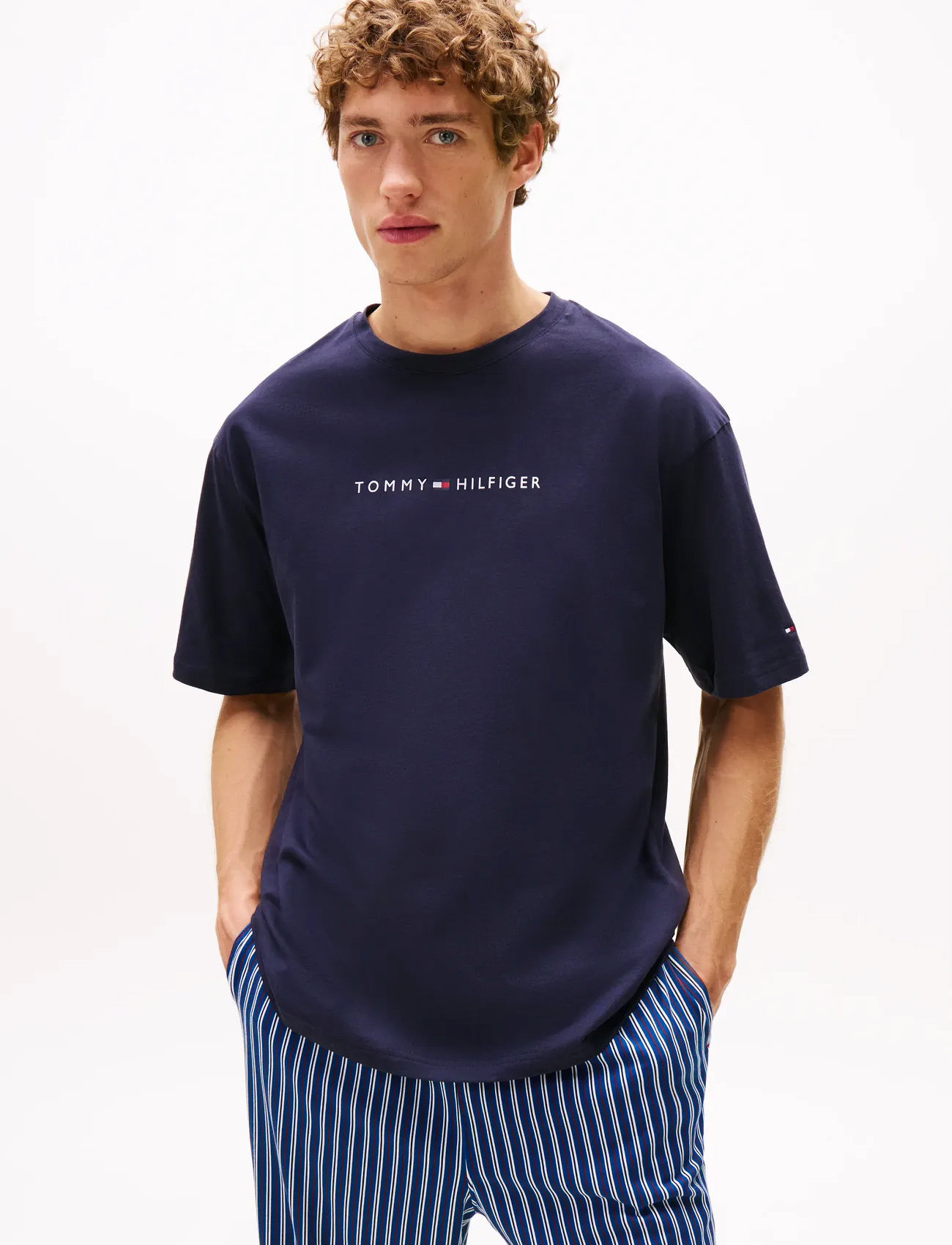 Tommy Hilfiger Ss Tee Cont. Logo, S, Navy, T-Shirts > Kortærmede, Herre