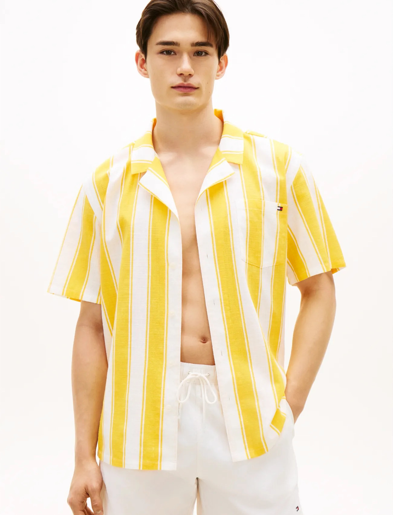 Tommy Hilfiger Woven Bowling Shirt Print, M, Yellow, Skjorter > Kortærmede Shirts, Herre
