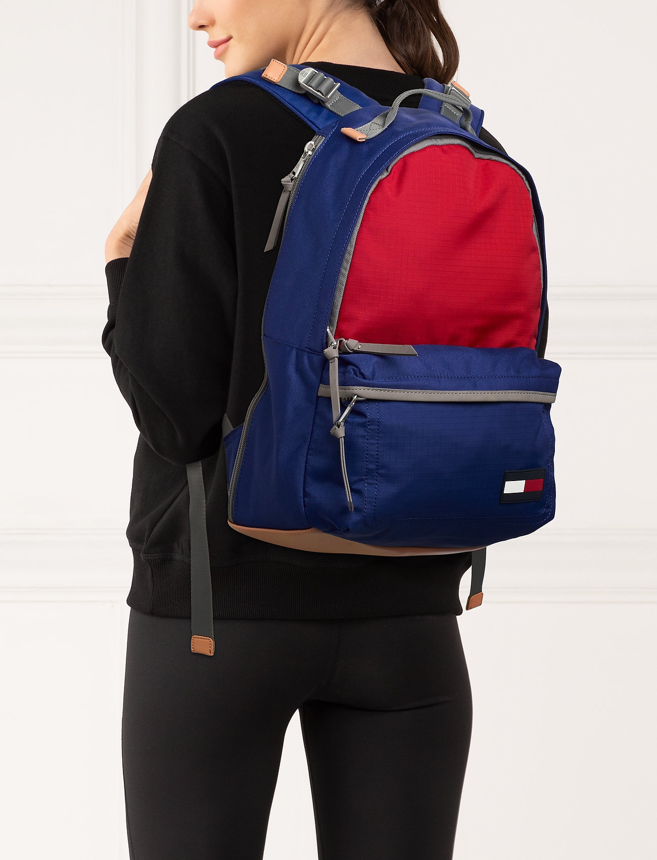 tommy hilfiger backpack boys