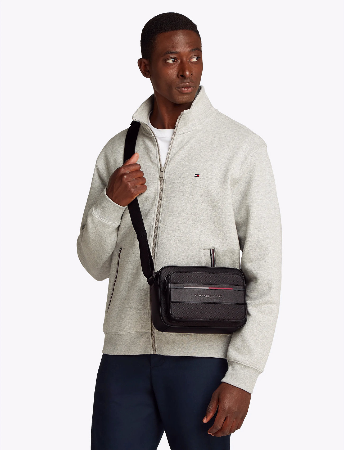 Tommy Hilfiger Th Foundation Ew Reporter, One Size, Black, Tasker > Crossbody-Tasker, Herre