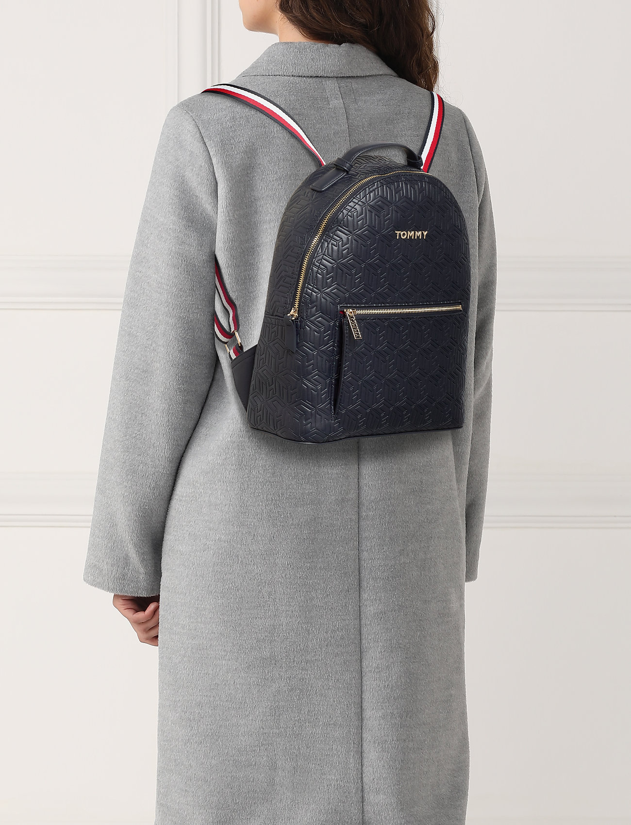 Iconic Tommy Backpac (T. Navy Embossed 