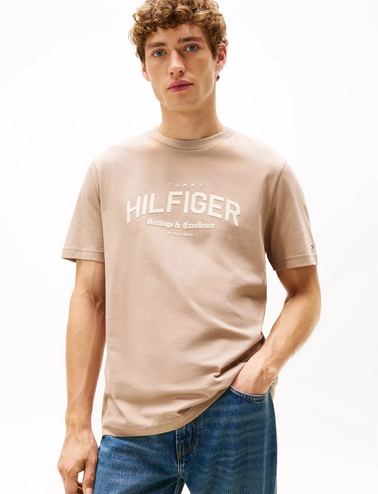 Tommy Hilfiger Hilfiger Arch Tee, XL, Beige, T-Shirts > Kortærmede, Herre