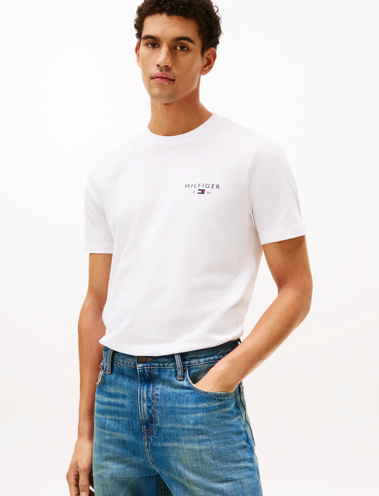 Tommy Hilfiger Brand Love Small Hilfiger Tee, XL, White, T-Shirts > Kortærmede, Herre
