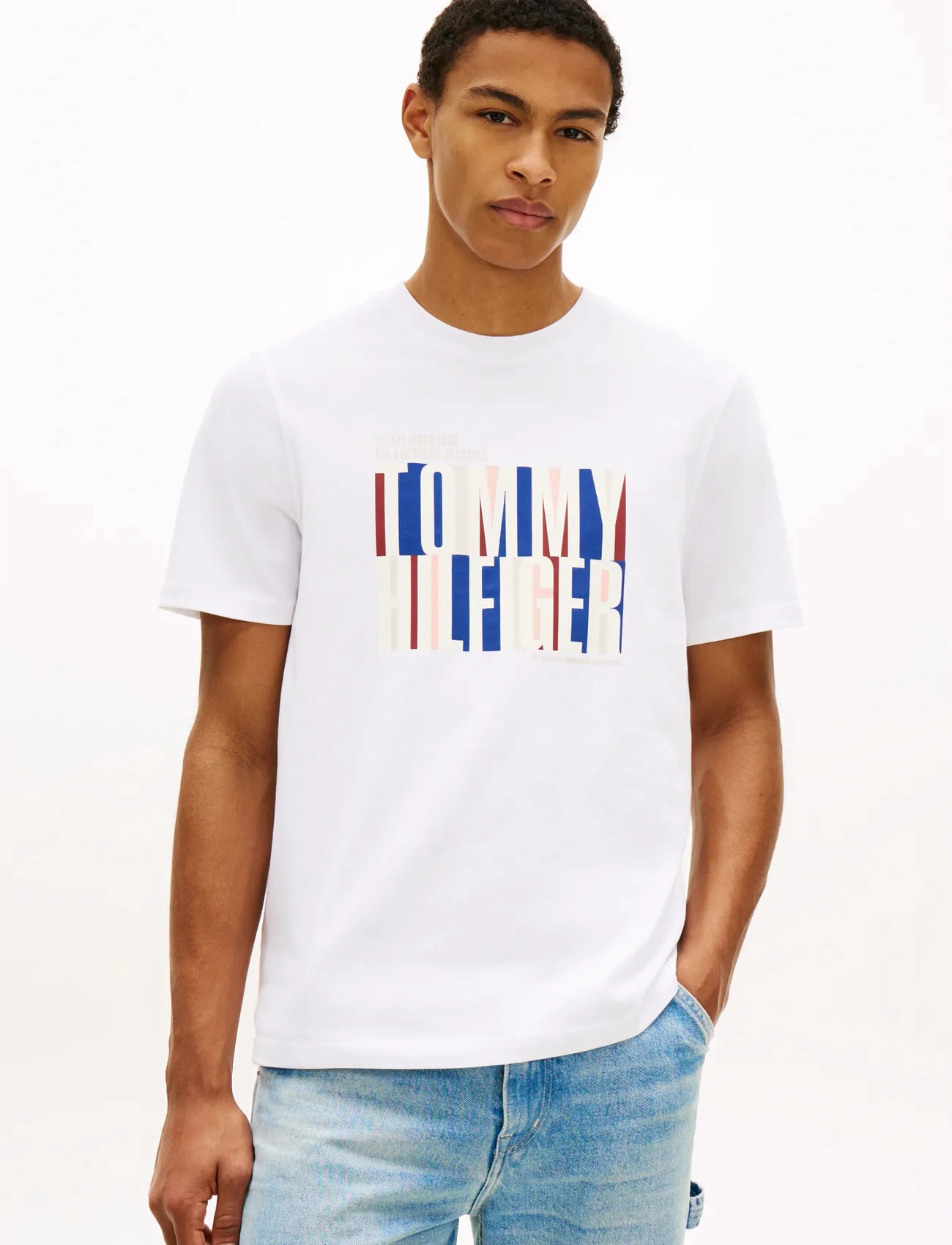 Tommy Hilfiger Split Colour Graphic Tee, XL, White, T-Shirts > Kortærmede, Herre