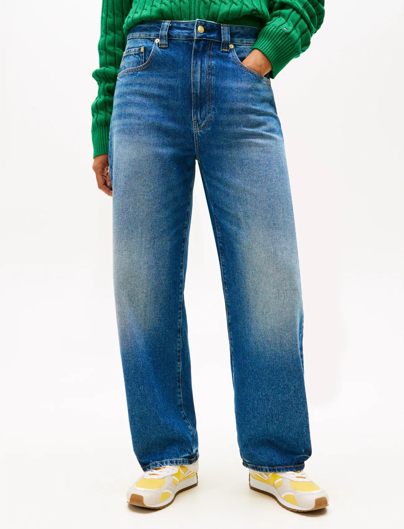 Tommy Hilfiger Dnm Glow Barrel Rw, 25 x 32, Blue, Jeans > Barrel Jeans, Dame