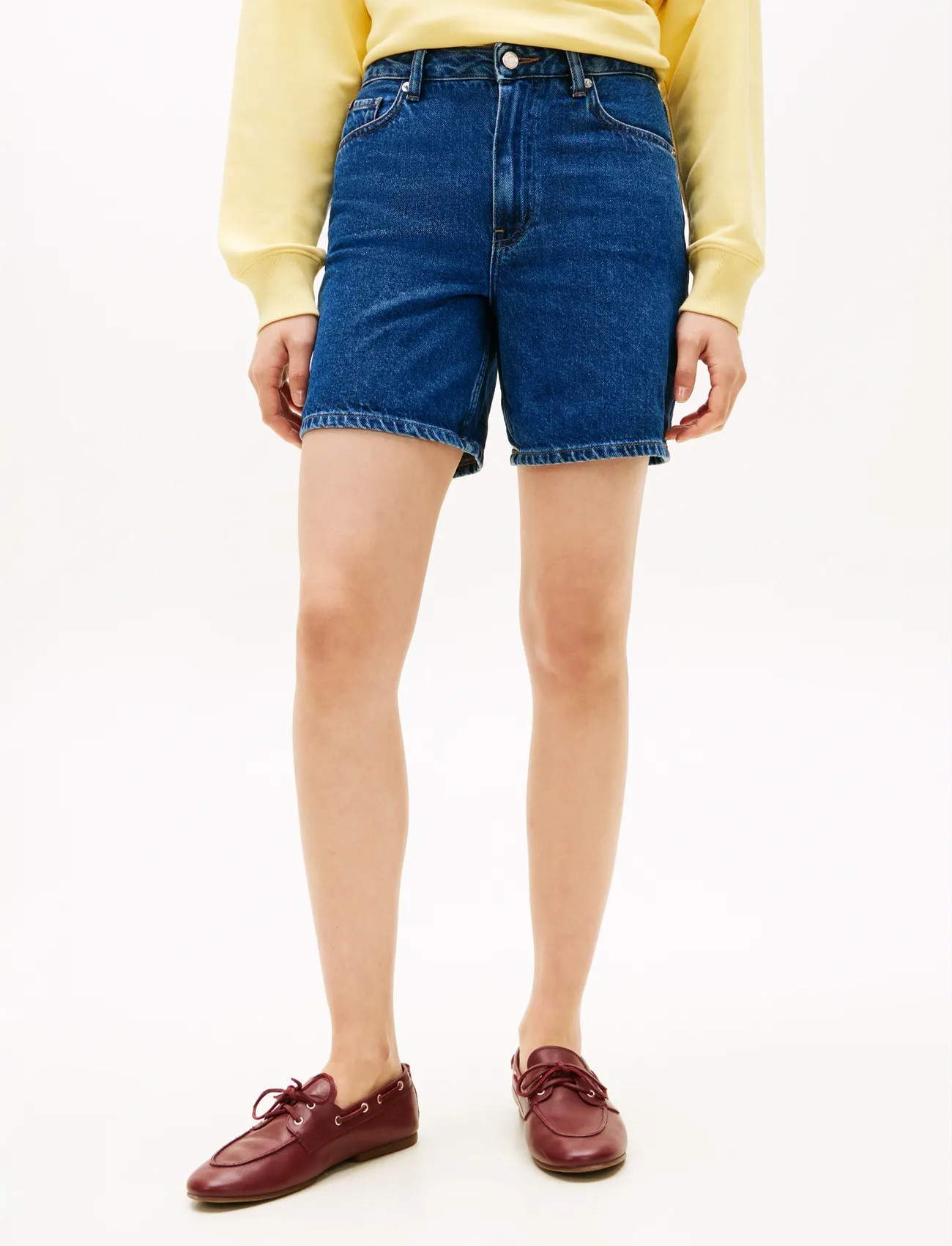 Tommy Hilfiger Dnm Emi Straight Short Rw, 30, Blue, Shorts > Denim Shorts, Dame