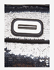 Tommy Hilfiger - TURN LOCK XOVER SQUI - crossbody bags - silver sequins - 3