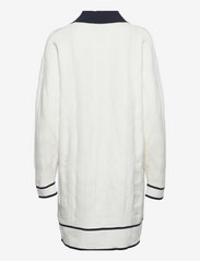 tommy hilfiger icon jumper